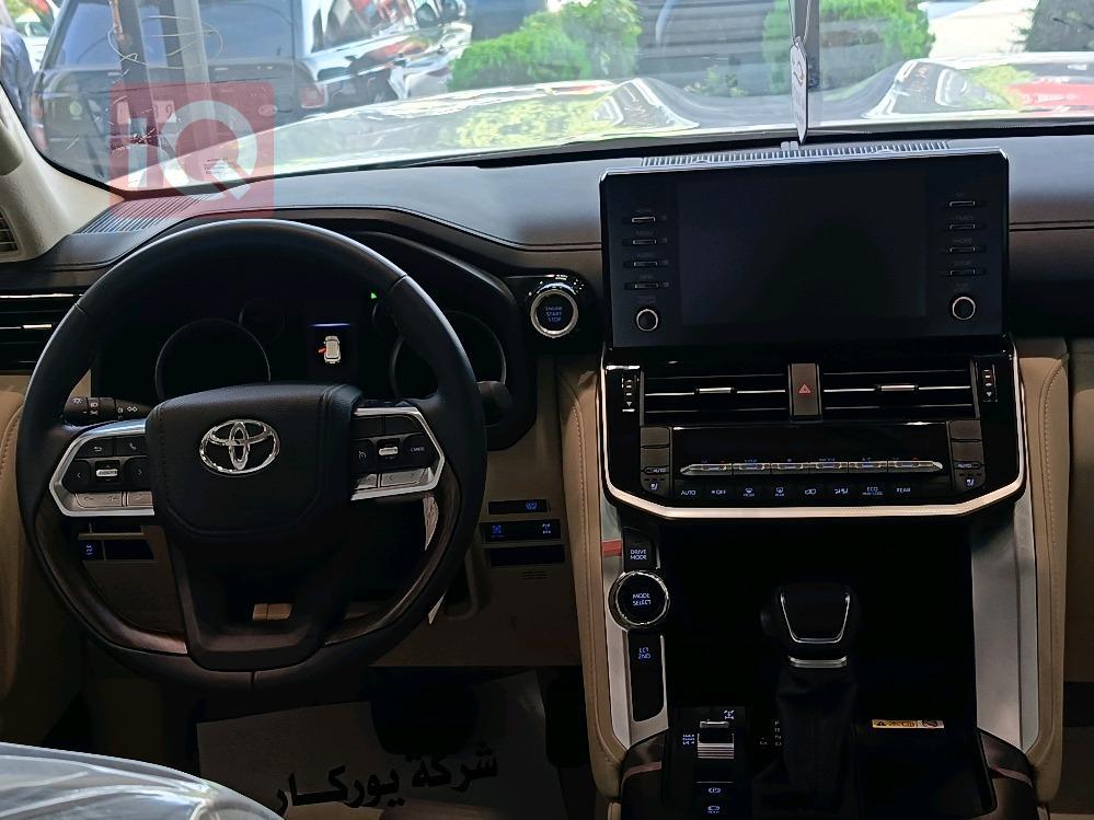 تويوتا لاندكروزر